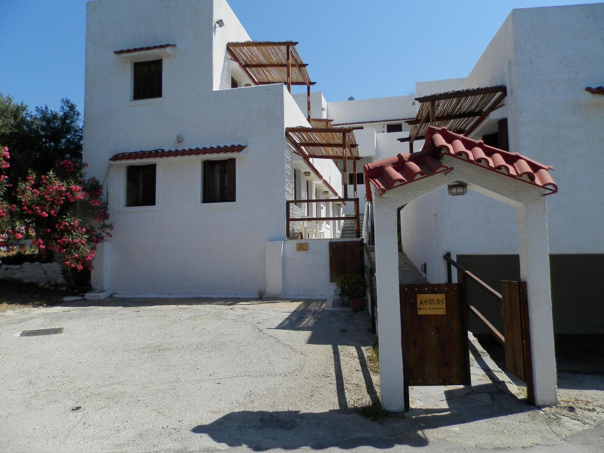 Aeolos Hotel Apartments Gythio Exterior photo